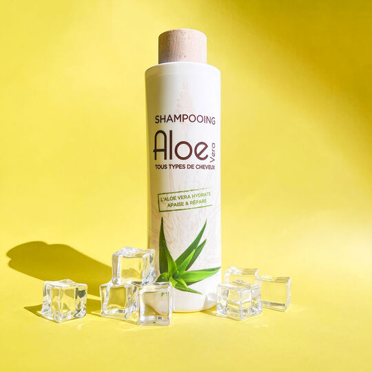 Shampooing pour tous types de cheveux Aloe Vera