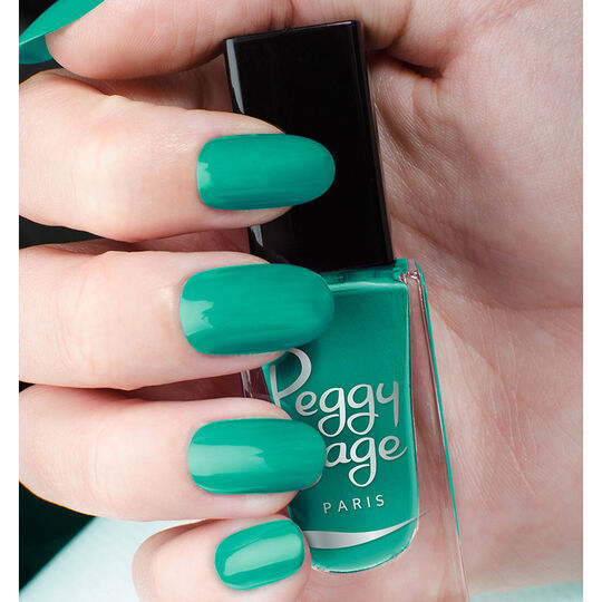 Vernis à ongles vert amazone