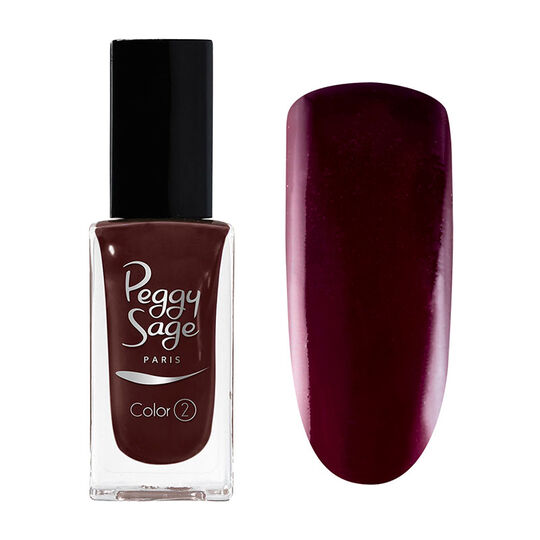 Vernis à ongles grenat